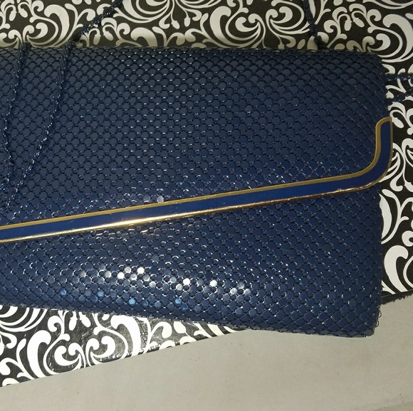 Clutch - Picture 2 of 3